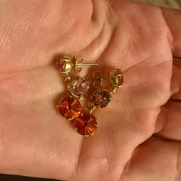 Roxanne Assoulin Rose Drop Earrings.
Swarovski Crystals. - Picture 4 of 5